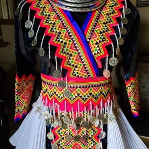 Hmong outfit